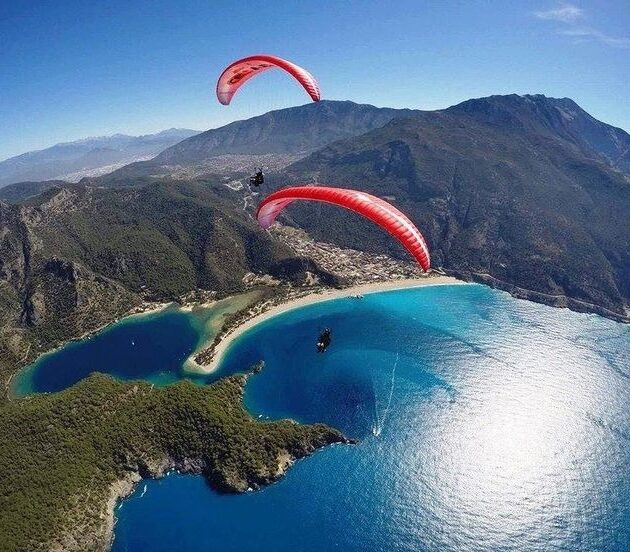 Paragliding